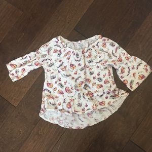 Old Navy girls extra small top.